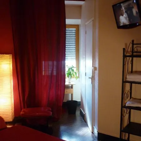 Hotel Alma 2*