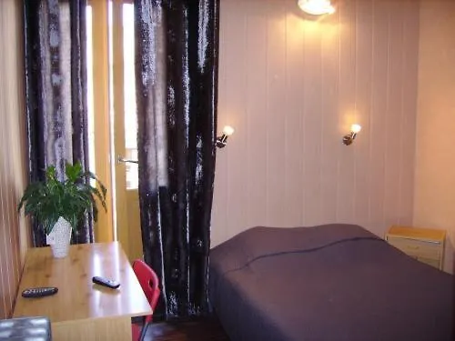 Alma Hotel 2*